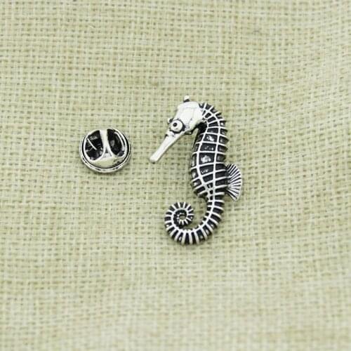 1Pc Vintage Big Seahorse Brooch, Nautical Pins And Brooches For Women 6 Colors Available Fashion Jewelry Natural Love