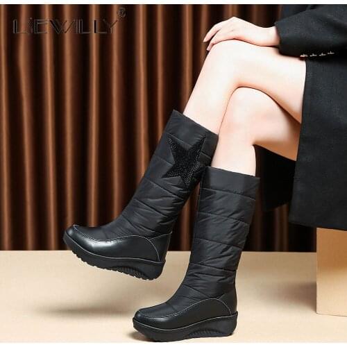 Lsewilly 2019 Russian winter cold thermal snow boots plush women boots fur down boots warm leather wedge heel women shoes