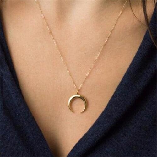 Wholesale Delicate Kolye Pendant Necklace Curved Crescent Moon Necklace Women Necklace Ladies Jewelry Birthday Gift Drop Ship