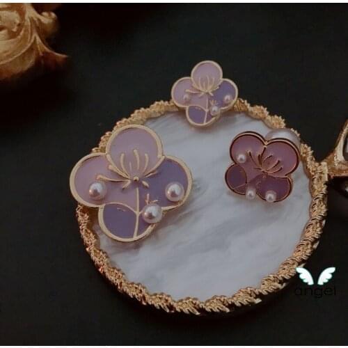 2020 Broche Enamel Pin L Jewelry Snow Lotus Temperament Brooch Needle And Elegant French Pearl Clovers Restoring Ancient Ways
