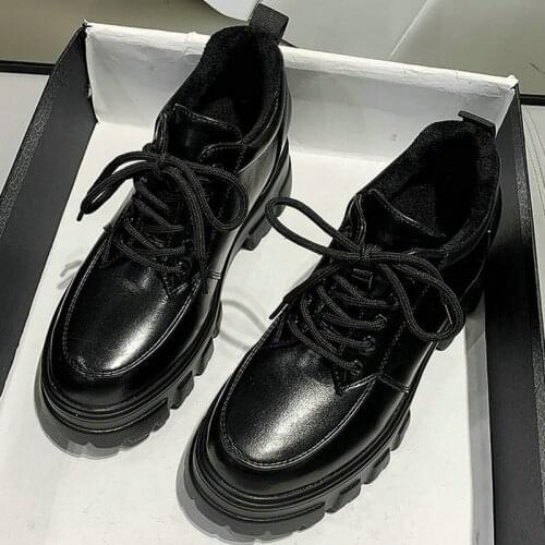 LJTXF Leather Pumps