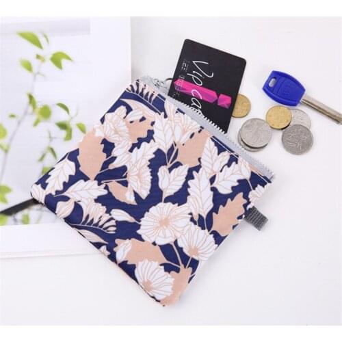 1 Pc Zipper Sanitary Napkin Bag Cute Cartoon Polyester Waterproof Coin Purse Dustproof Earphone Lipstick Debris Storage Bag