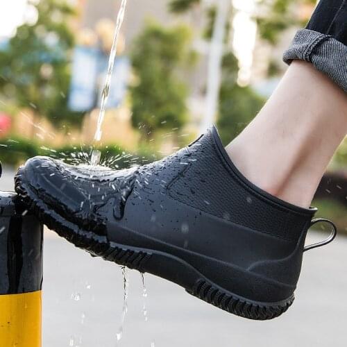 New Arrival Unisex Rubber Rain Boot Ankle Waterproof Non-Slip Chelsea Booties Fashion Couples Boots Boots Men Work Boots