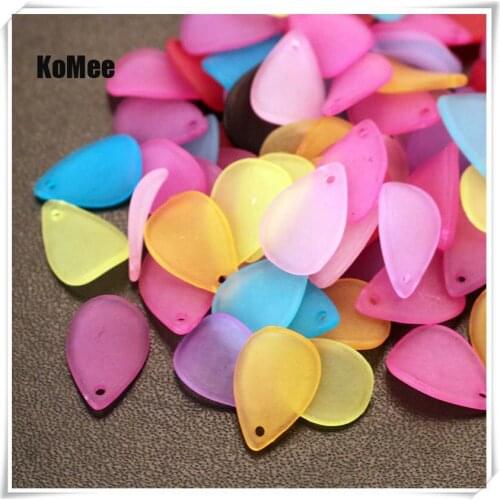 New Arrival Flower Petals beads Wholesale 4500pcs/lot 12x17mm Colorful Acrylic Frosted Charm Bracelet DIY Beads For Jewelry