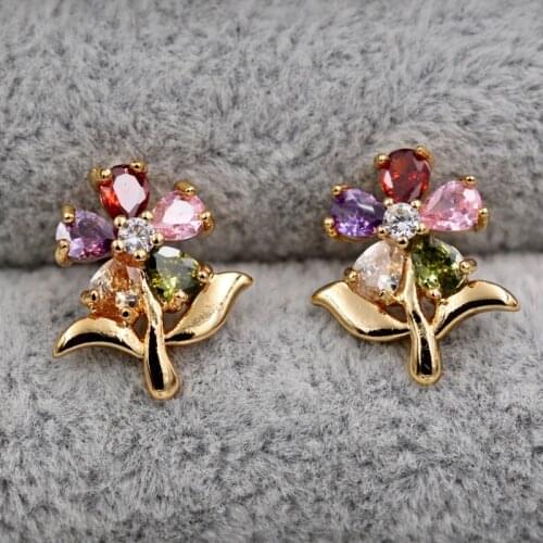 Luxury fashion Jewelry Flower Gold Earrings for womens earring with zircon Vocation Style Red stone Small Stud Earrings