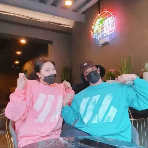 2021 summer new trend mens and womens sports tops Korean version couple loose plus size fitness sweater