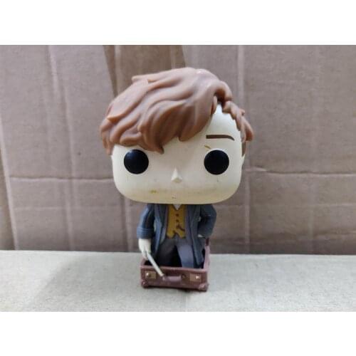Original Secondhand Fantastic - Newt Scader in Suitcase Vinyl Action Figure Collectible Model Loose Toy