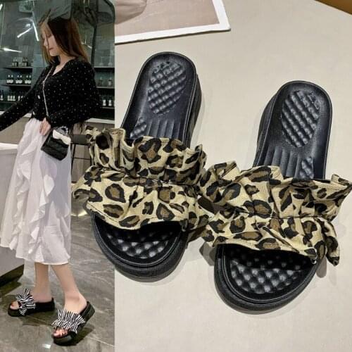 2021 Fashion Slipper Women Summer Pleated Sweet Female Shoes Open Toe Soft Handmade Lovely Pleated Casual Woman Flats Hot Sell