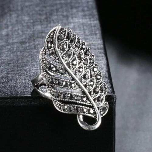 Kinel Fashion Green Crystal Wedding Engagement Rings For Women Silver Color Vintage Jewelry Boho Ring Bijoux Wholesale