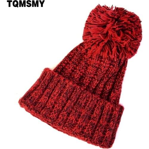 Fashion Autumn and winter knitting wool hat men and women winter cap Lovely hair ball beanies bone gorros accessory colorful new