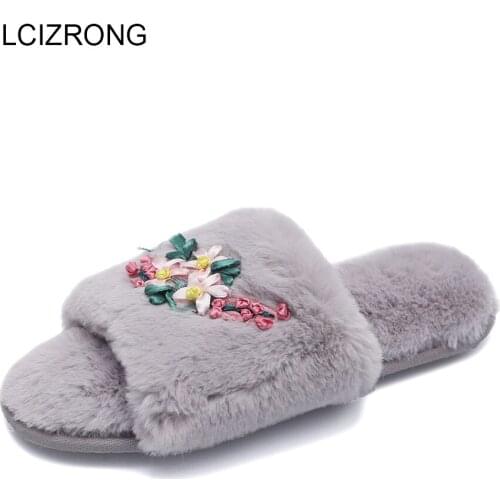 LCIZRONG Winter Plush Home Slippers Women Embroider Floral Warm Comfortable Flat Slapping Shoes Woman Non-slip Thicken Slippers