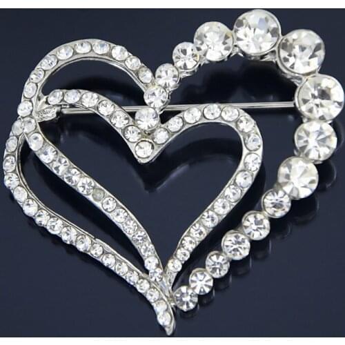 Stunning Clear Crystals Gold Heart Brooch Hot Selling Women Party Costume Pins Bridal Wedding Jewelry Accessories Pins