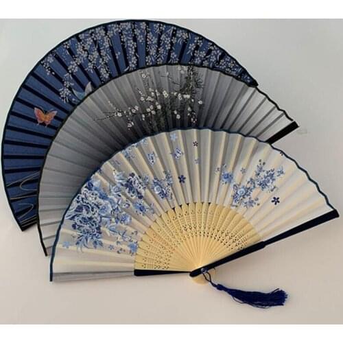 1pc Decorative Fans Vintage Chinese Spun Silk Flower Printed Hand Fan Folding Hollow Carved Decoration Crafts