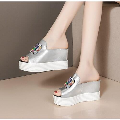 Women Slippers 2020 Ladies Summer Slippers Shoes Women Wedges Heels Fashion Summer Genuine Leather Shoes Platform