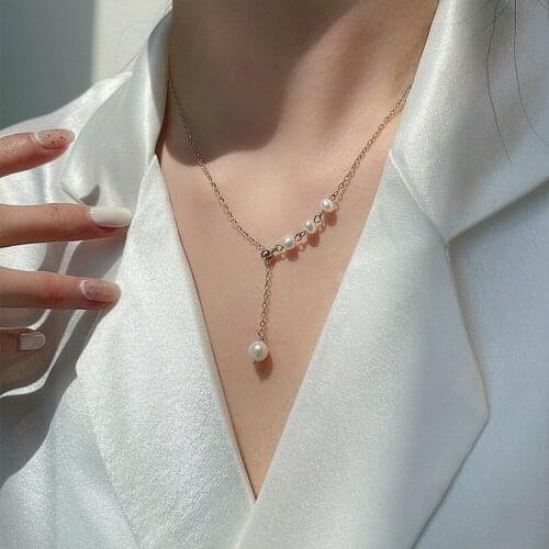 VSnow Minimalist Natural Pearl Asymmetric Pendant Necklace for Women Korean Fashion Adjustable Gold Necklace Holiday Jewelry