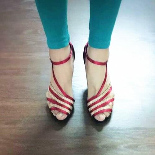 Evkoodance Newest Classical Latin Shoes 7cm Black Satin Glitter Practice Latin Salsa Ballroom Dance Shoes Women Free Shipping