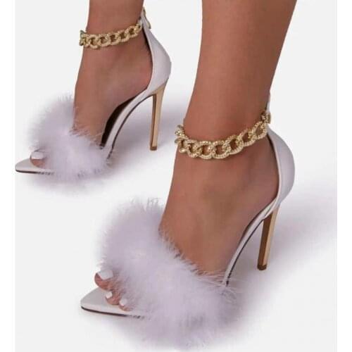 2021 Sweet Fashion Sandals Womens Shoes Fluffy Chain Stilettos Pointed Wedding Dress Ankle Buckle Metal Buckle Sandals
