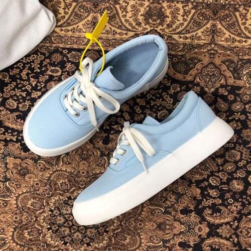2021 New Fashion Womens Canvas Flat Shoes Women Casual Autum Candy Color Teen Skateboard Shoes Casual Female Lace Up Sneakers