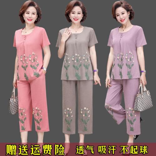 2020 Summer O Neck Two Piece Set Womens Printed Short Sleeve T-shirt & Pants Sets Middle-aged Big Size Loose Tracksuit D111