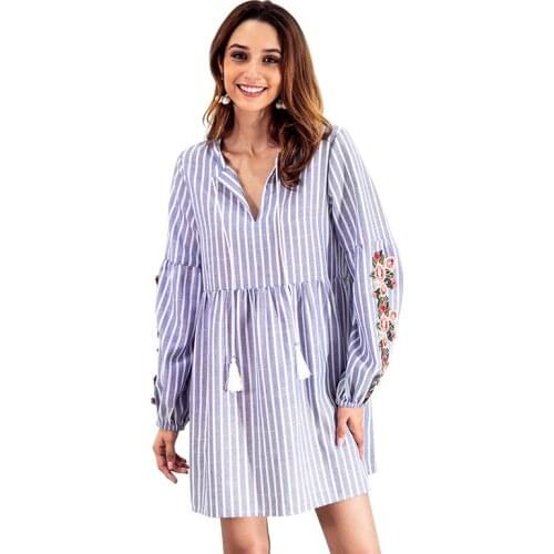 2018 Autumn Women 3 Color Dress Vertical Stripe V Collar Frenulum Embroidery Long Sleeved One-piece Dress Elegance Dress