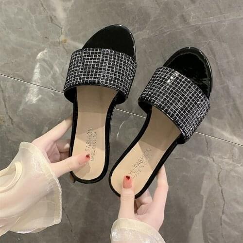 Womens Flip Flops Summer New Fashion Black Slippers Slides Ladies Rhinestones Flat Seaside Beach Sandals Large Size 35-42