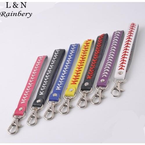 Gum For Keychain Sport Seamed Lace Leather key Chain Herringbone Softball Fast Pitch Baseball Stitch Keychain