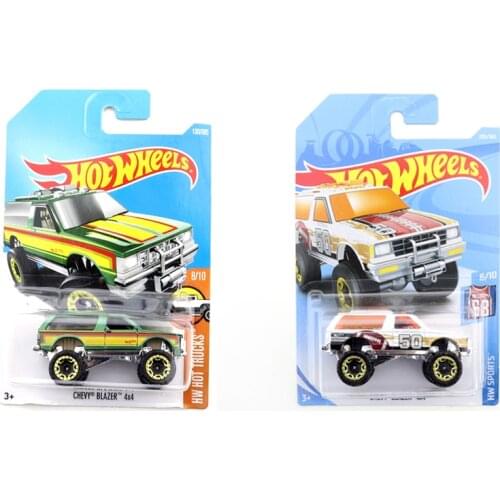 2017 Hot Wheels CHEVY BLAZER 4x4 Mini Alloy Coupe 1/64 Metal Diecast Model Car Kids Toys Gift