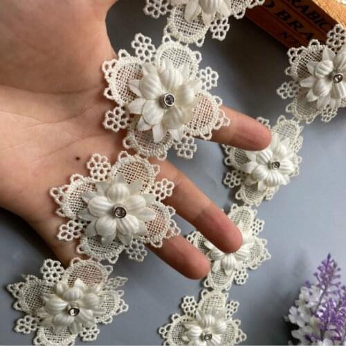 20x 3D Ivory Pearl Beaded Flower Embroidered Lace Trim Ribbon Floral Applique Patches Dress Fabric Sewing Craft Vintage 5X6cm