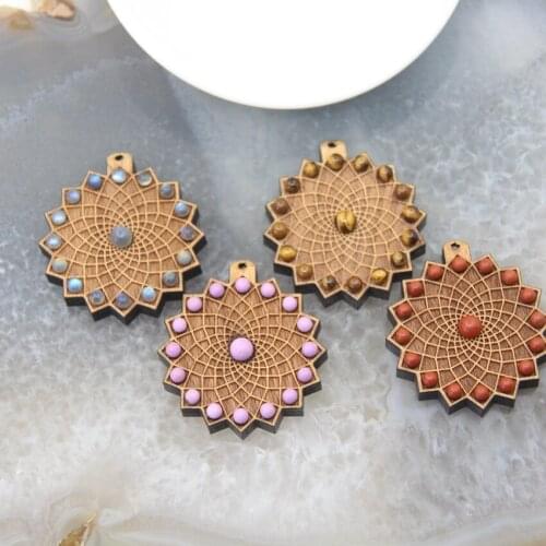 Delicate Handmade Wood Gear Shape Paved Natural Stone Labradorite Tiger Eye Pendants Necklace Charms DIY Healing Jewelry