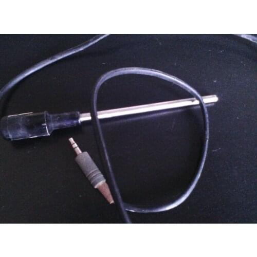 The TC-1 temperature electrode uses a temperature probe microphone plug in conjunction with the DWS-51A sodium ion meter