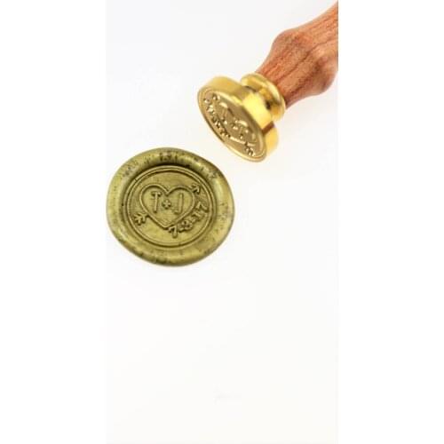 Custom Heart and initials Wax Seal Stamp/save the date monogram stamp/Custom wedding seals/wedding invitation seal/custom weddin