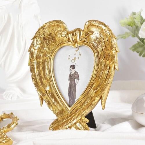 Baroque Photo Frame Vintage Golden Angel Wings Heart Shaped Photo Frame Desktop Decoration Decoration