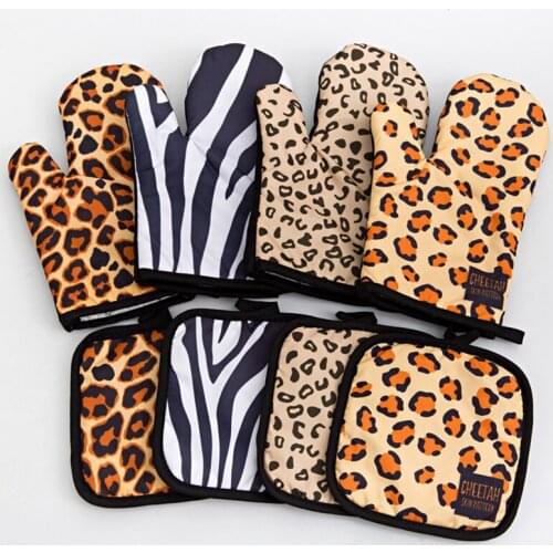 IVYSHION Aprons And Potholders