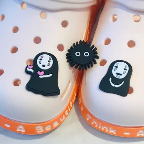 1pcs PVC Cute No Face Man Shoes Accessories Cool Garden Shoe Decorations Fit Croc Jibz Charm Kids Party Presents