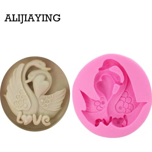 M1247 1Pcs Lovely Swan Shape 3D Fondant Silicone Mold Candle Chocolate Soap Moulds Wedding Cake Decorating Kitchen Baking