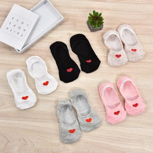 Women Spring Summer Socks Heart Solid Color Fashion Non-slip Socks Ladies Invisible Cotton Shallow Mouth Ankle Slippers Socks