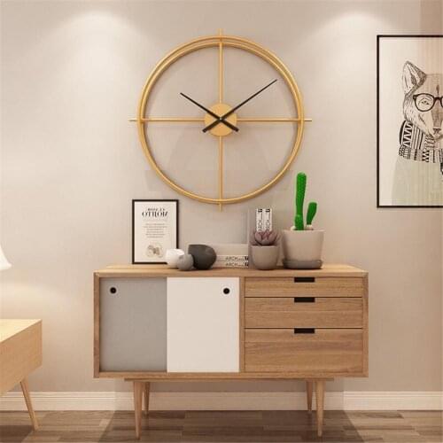 2019 New Simple European Mute Wall Clock Modern Design Home Office Decoration Stylish Personality Wall Decoration Gifts