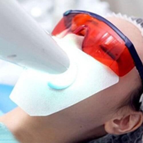 10Pcs/Pack Dental Mouth Lips Protection Pad Cold Light Teeth Whitening Disposable Anti-Drug Bibs Napkin Oral Care Tools