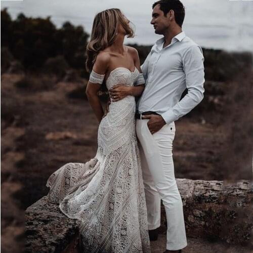 Verngo Full Lace Boho Wedding Dress Off the Shoulder Sexy Bride Dress Beach Wedding Gowns Sweetheart Fitted Slim Robe de mariage