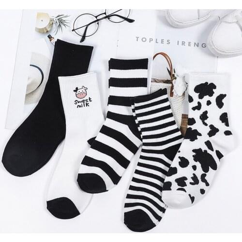 Trendy Fashion Black White Winter Cartoon Funny Cow Socks Cow Print Women Socks Cotton Hosiery