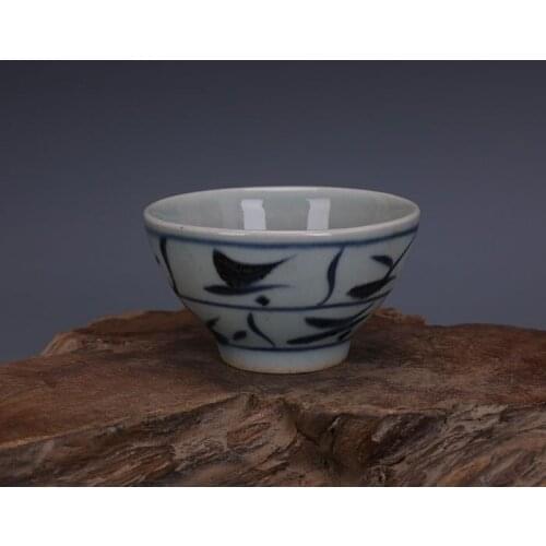 Late Qing Dynasty Handmade Porcelain Blue and White Sword Pattern Single Kung Fu Tea Cup