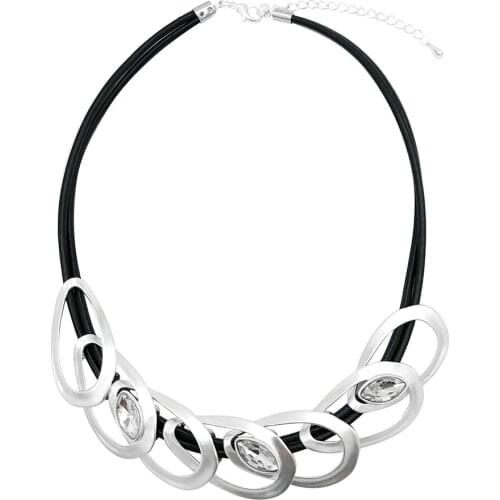 European and American PunkStyle Geometric Alloy Crystal Pendant Necklace Metal Short Necklace Sweater Chain Women