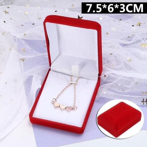 Wholesale Gift Boxes Red Jewelry Box Fashion Ring Earring Holder Showcase Tool Red Velvet Wedding Jewelry Packaging & Disolay