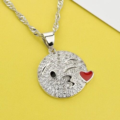 HUAMI Funny Emoticons Pendant Necklace Women Smile Kiss Cute Cool 7 Style Christmas Gift for Friend Fashion Jewelry Silver Color