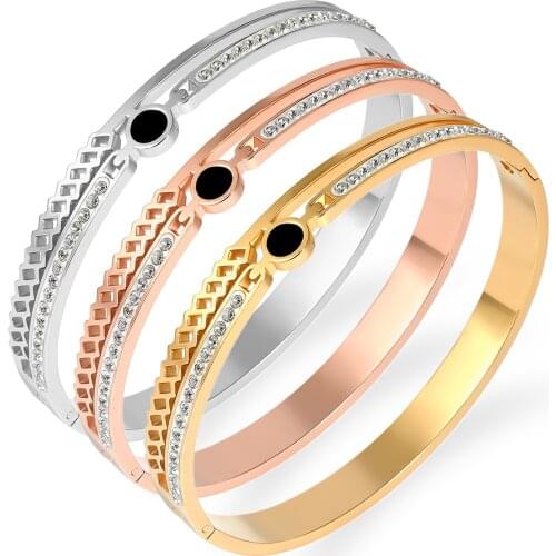 Hot Sale 2021 Lastest Black Shell Bracelet Titanium Steel White Mud Drill Crystal Bangle for Women Men Couple Wedding jewelry