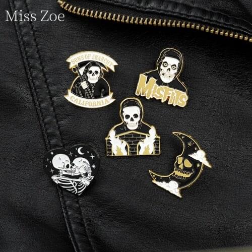 SONS OF ANARCHY Diablo Series Dagger Skull Enamel Pin Badge Brooch Lapel Pin Shirt Punk Gothic Dark Moon Jewelry Gift For Friend