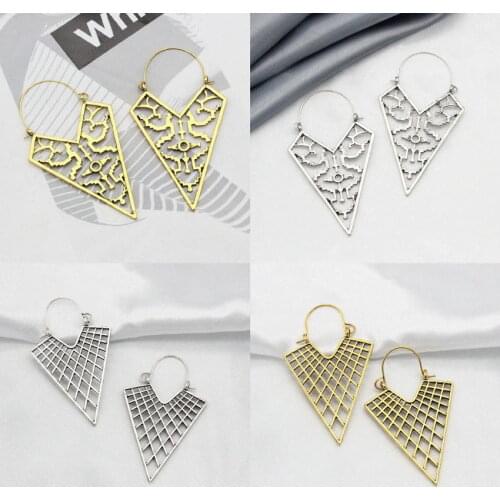 Vintage Gold Filigree Triangle Arrow Aztec Earrings for Women New Fashion Metal Point Earrings Boutique Jewelry Wholesale