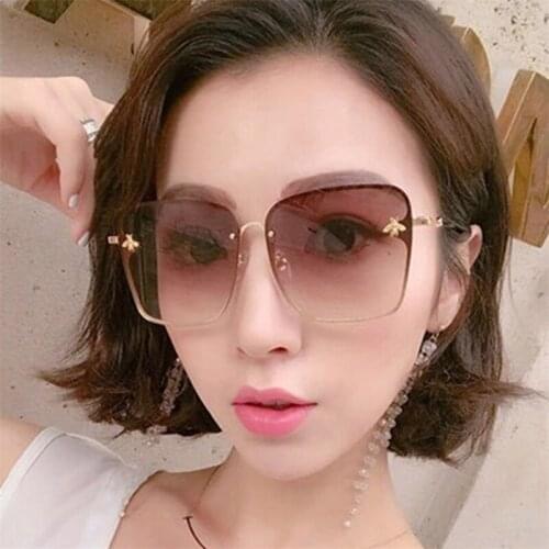 2020 Luxury Brand Designer Female Rimless Sunglasses Women Sun Glasses Gradient Shades Little bee Lens Ladies UV400 rays (1)