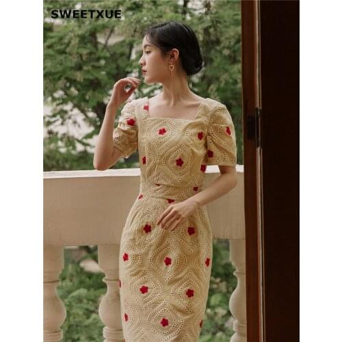 SWEETXUE 2021 Womens Daisy Embroidery Dress Temperament Retro Square Collar Elegant Chic Slim Long Dress Lady