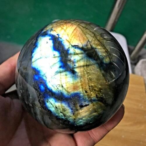1130g Natural flashy labradorite sphere quartz crystal ball healing